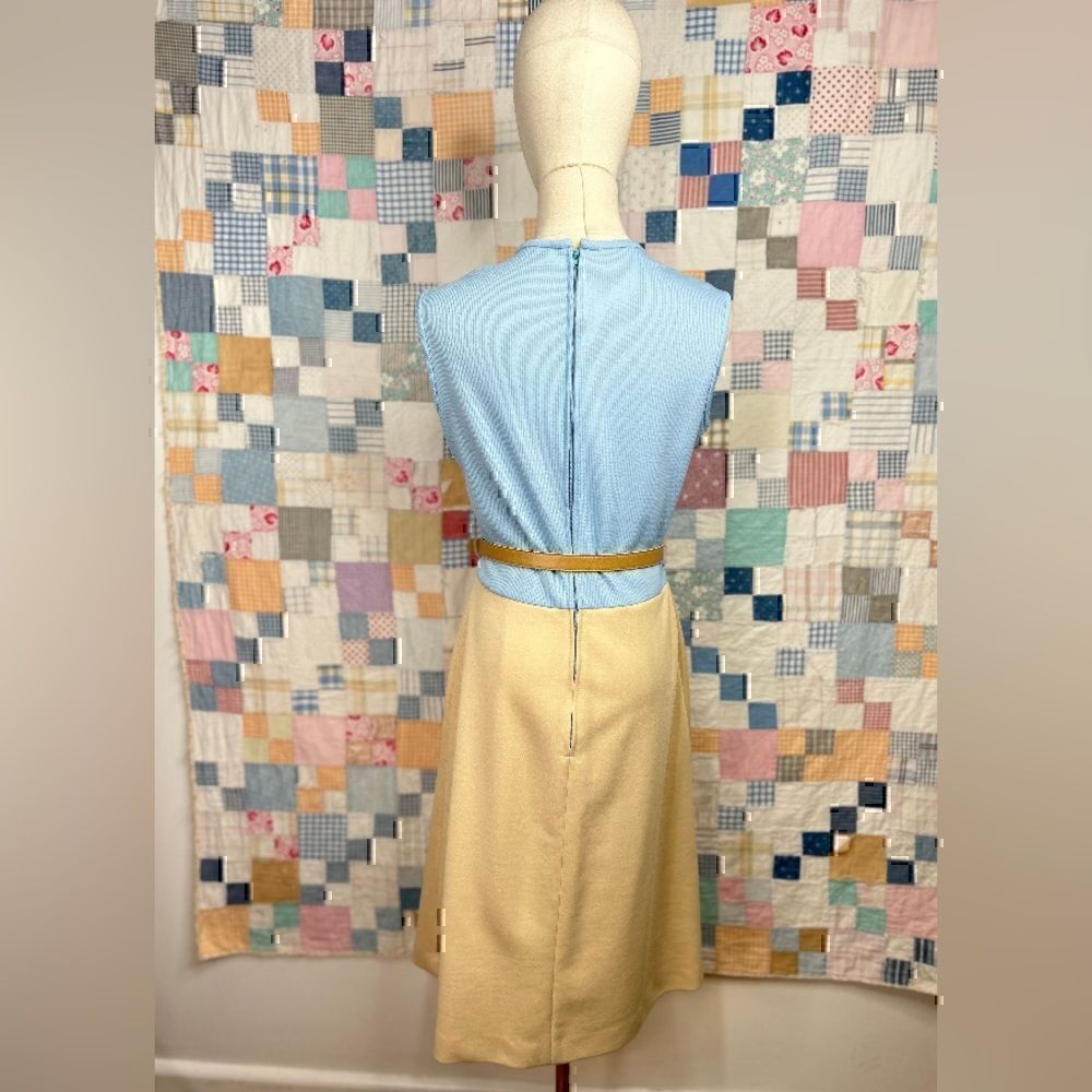 1960’s Kay Windsor Medium Sky Blue, Beige and Orange Poly Dress and Jacket Set - Picture 5 of 10